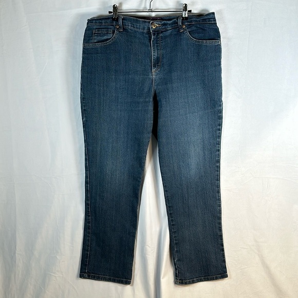 GV AMANDA JEANS SIZE(16) - Picture 1 of 6